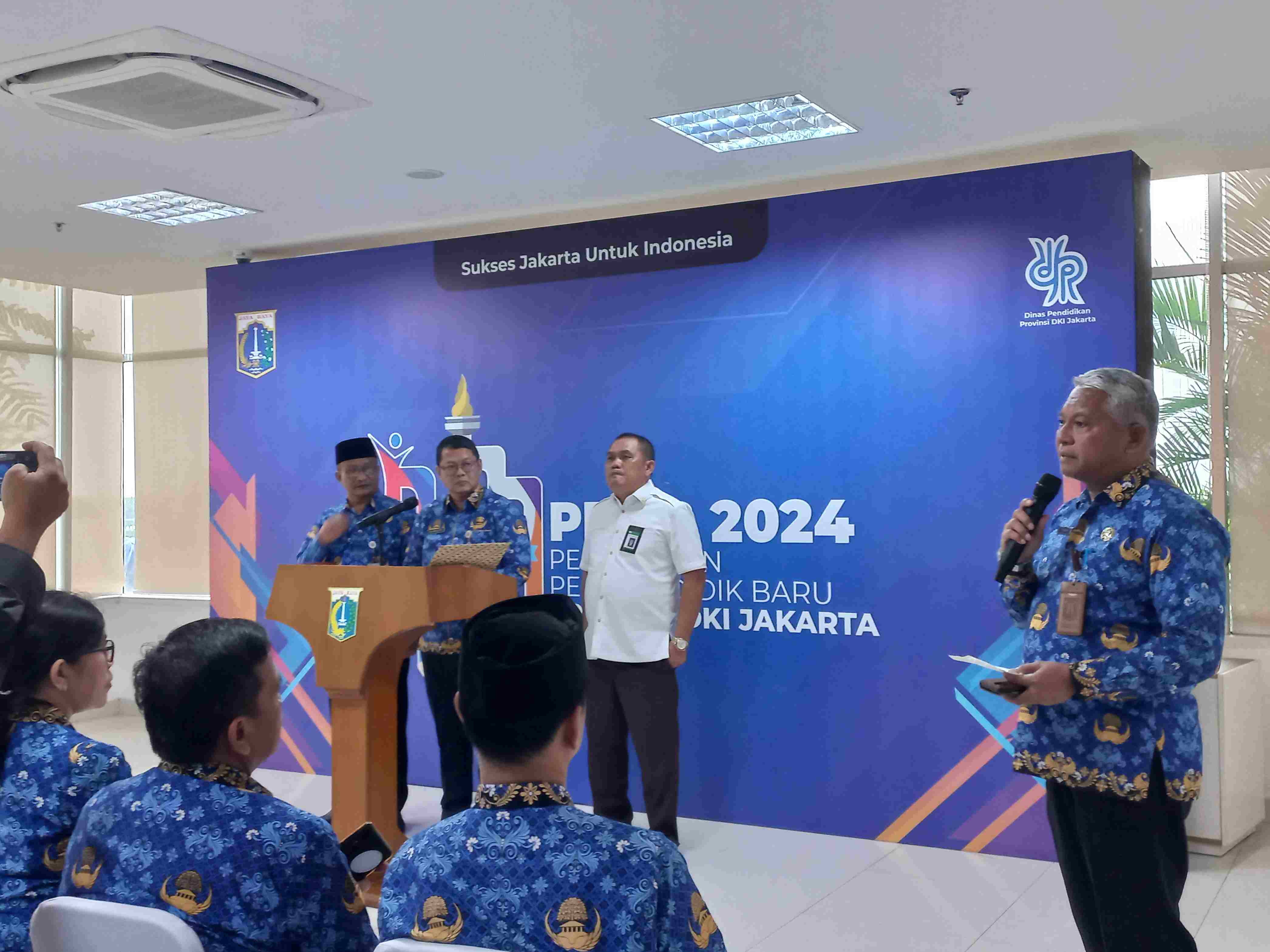 Jelang PPDB 2024, Pemprov DKI Akui Daya Tampung SMP dan SMA Terbatas