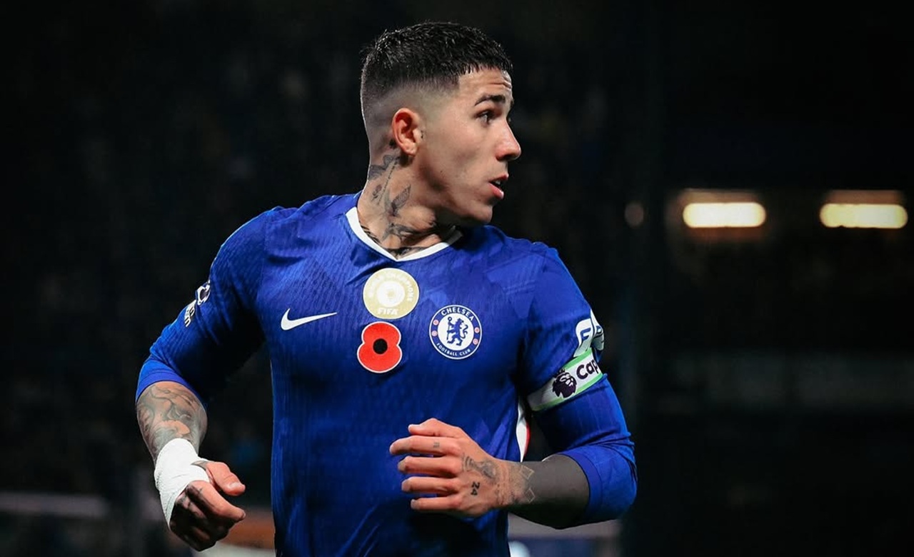 Empat Bulan Cedera Lutut, Enzo Fernandez Akhirnya Putuskan Rehat dari Argentina