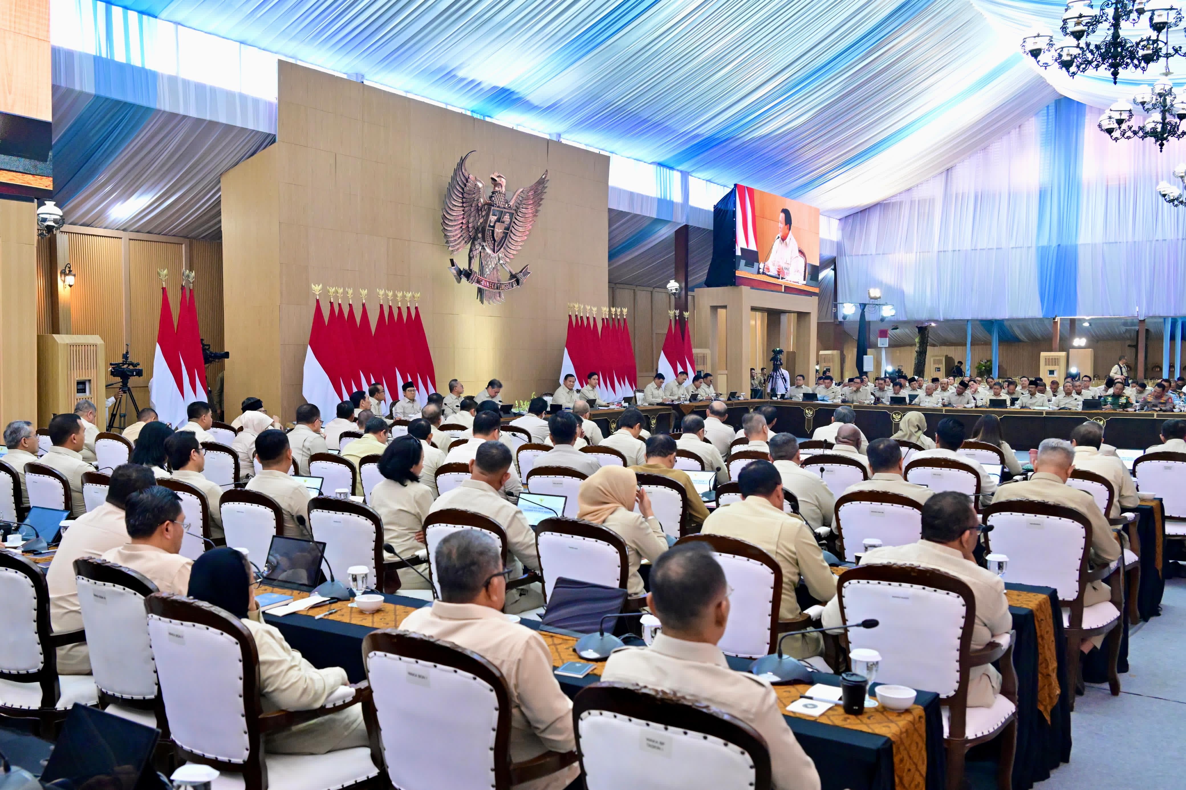 Mensesneg: Prabowo Beri Teguran ke Menteri di Retret Kabinet, Minta Kerja Lebih Cepat