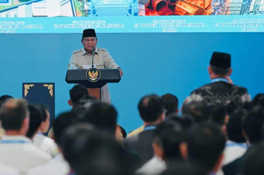 Prabowo Sentil Pemegang Konsesi Tambang dan Perkebunan yang Simpan Kekayaan di Negara Lain