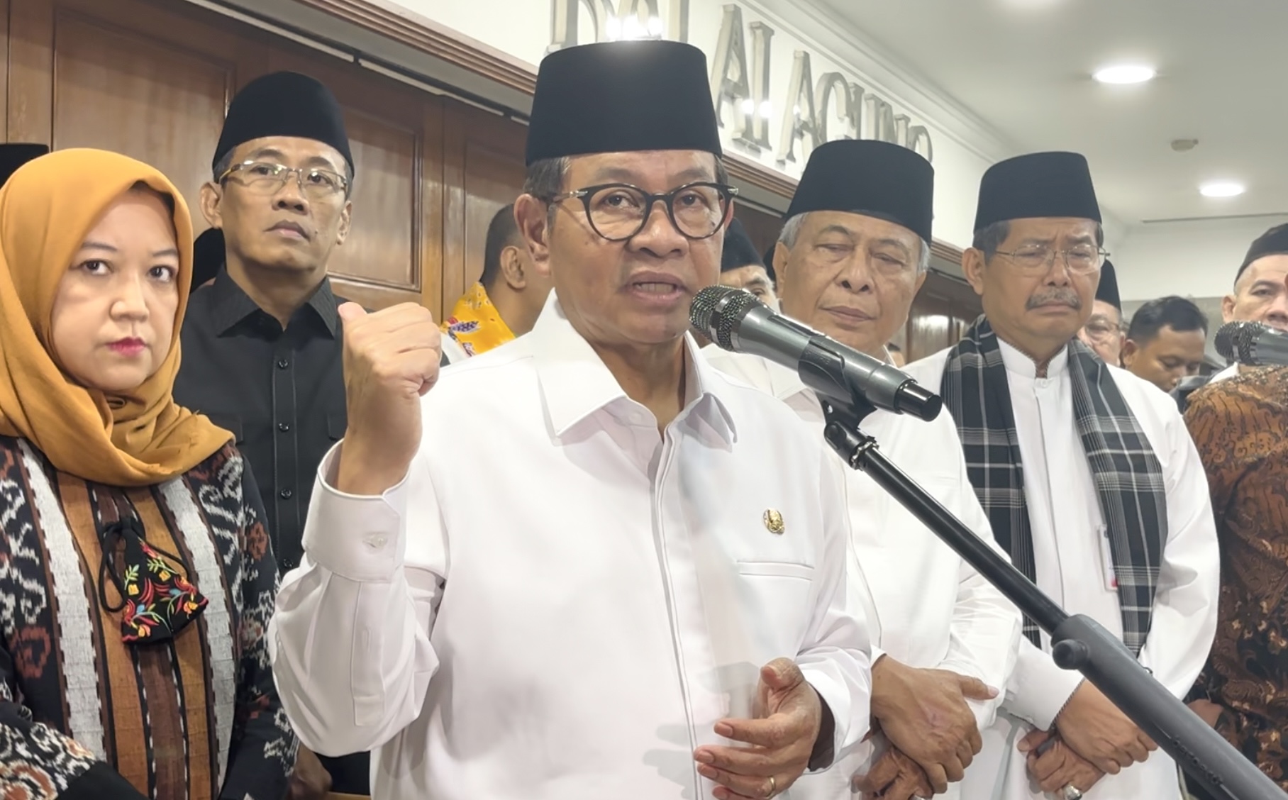 Pramono Minta Tindak Tegas Peneror Bom di Sekolah Internasional Jakut: Kita Lawan Itu!