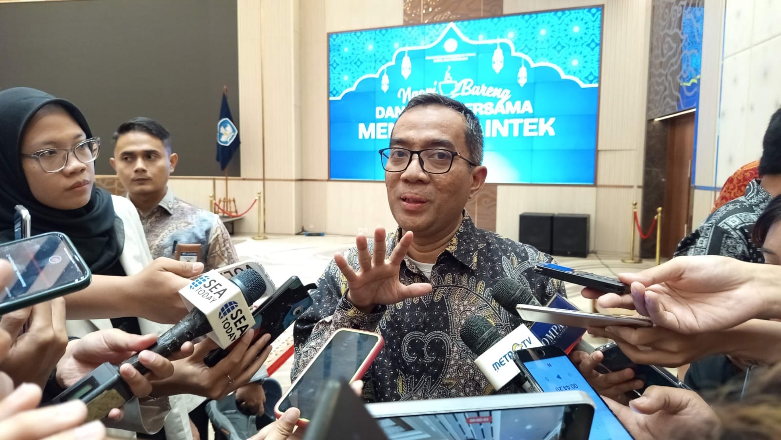 Sanksi Disertasi Bahlil, Mendiktisaintek Brian: UI Sudah Lakukan Pertimbangan Matang