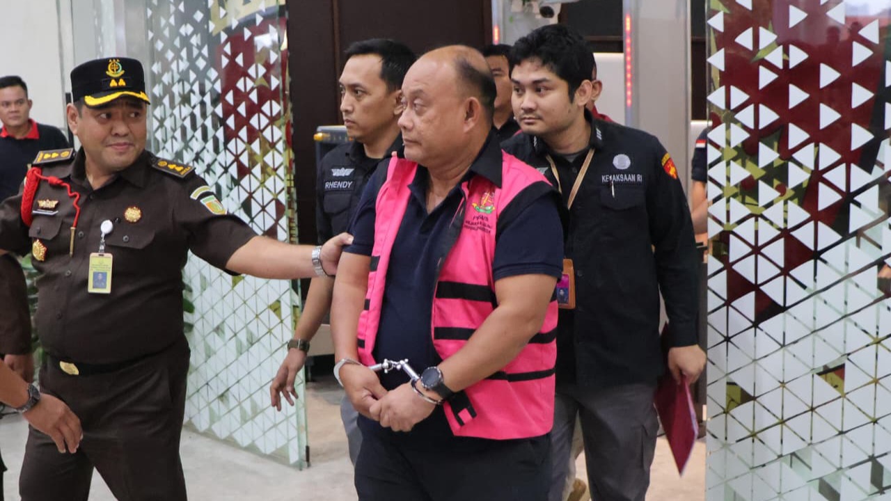Wow! Dadan Hindayana Cs Diduga Mark Up Motor Listrik hingga Sepatu
