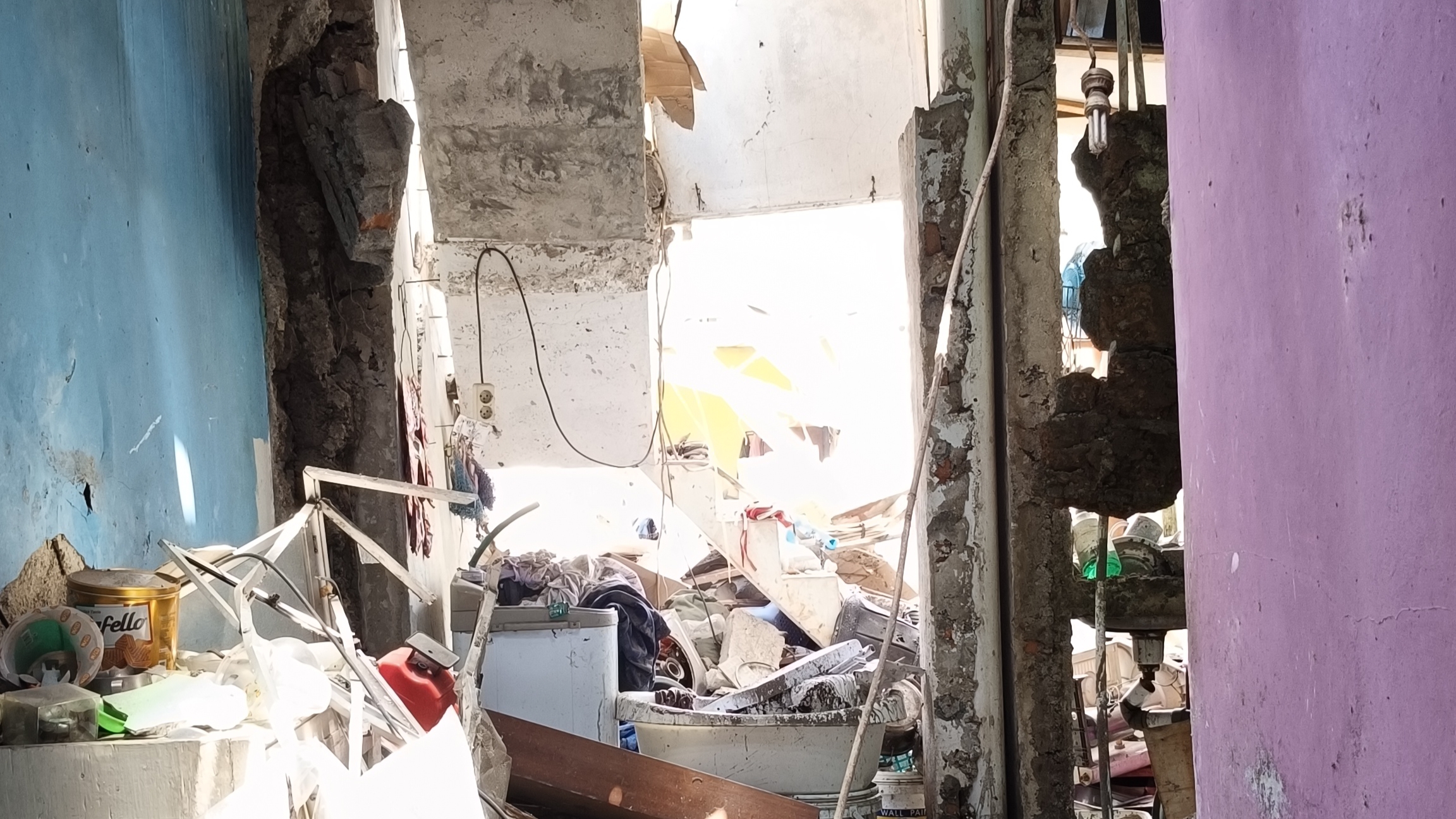 Kata Saksi Mata Korban Ledakan Pondok Cabe: Tak Tercium Bau, Ledakan Seperti Suara Bom!