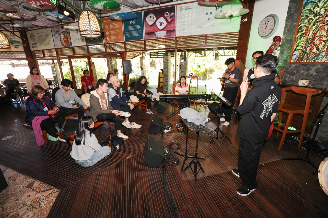 Residensi Bromo Jazz Camp Sempurnakan Latihan Jelang Tampil di Jazz Gunung Bromo 2024