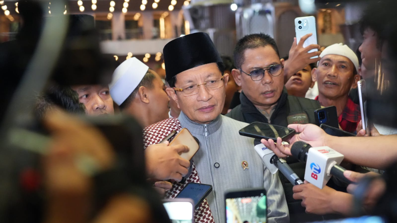 Prabowo Salat Idulfitri di Aceh, Menag: Ingin Bersama Warga Terdampak Bencana