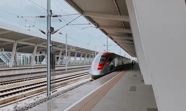 Jumlah Penumpang Whoosh Sehari Mencapai 21 Ribu Saat Momen Libur Lebaran 2025