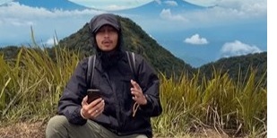 Fiersa Besari Selamat dari Puncak Carstensz: Kami Sangat Terkejut dan Berduka