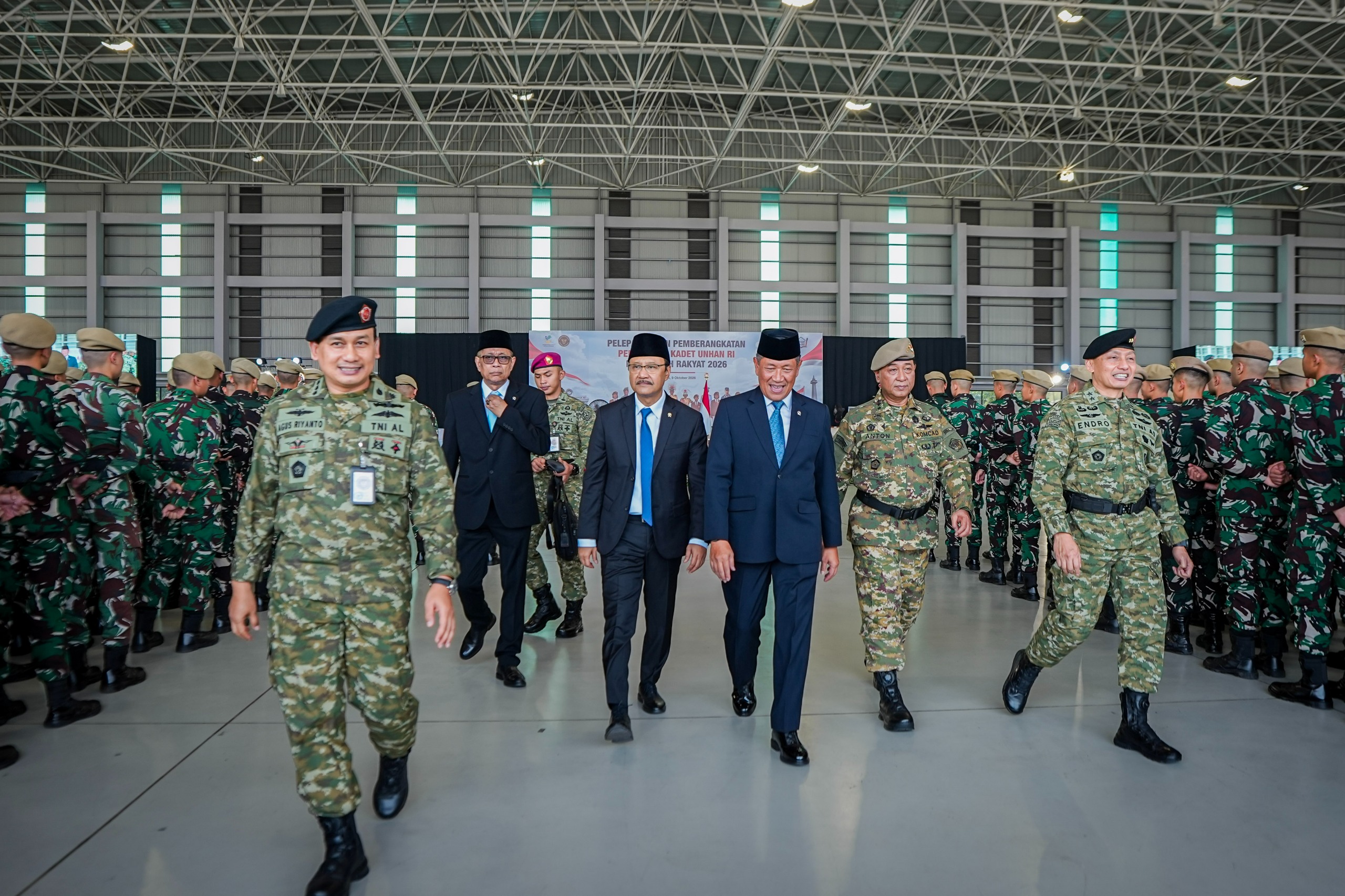 Ribuan Kadet Unhan Diberangkatkan ke Sekolah Rakyat