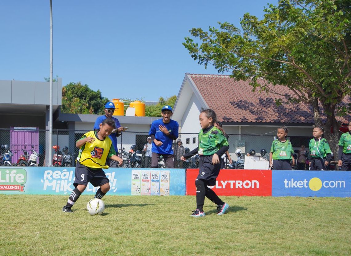 Meningkat! Tahun Ini 1.476 Siswi Surabaya Ikut Andil dalam MilkLife Soccer Challenge - Surabaya Series 2 2024