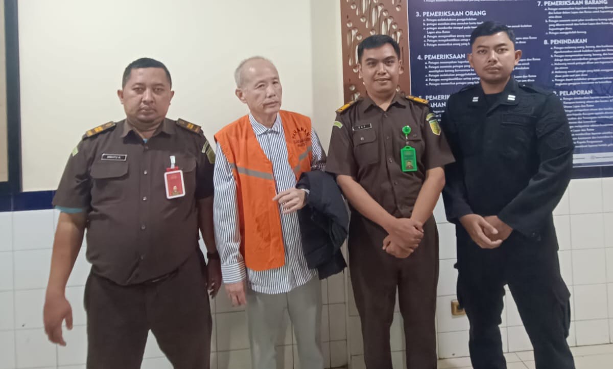 Kejari Jakbar Eksekusi Terpidana Wijanto Tirtasana ke Lapas Cipinang