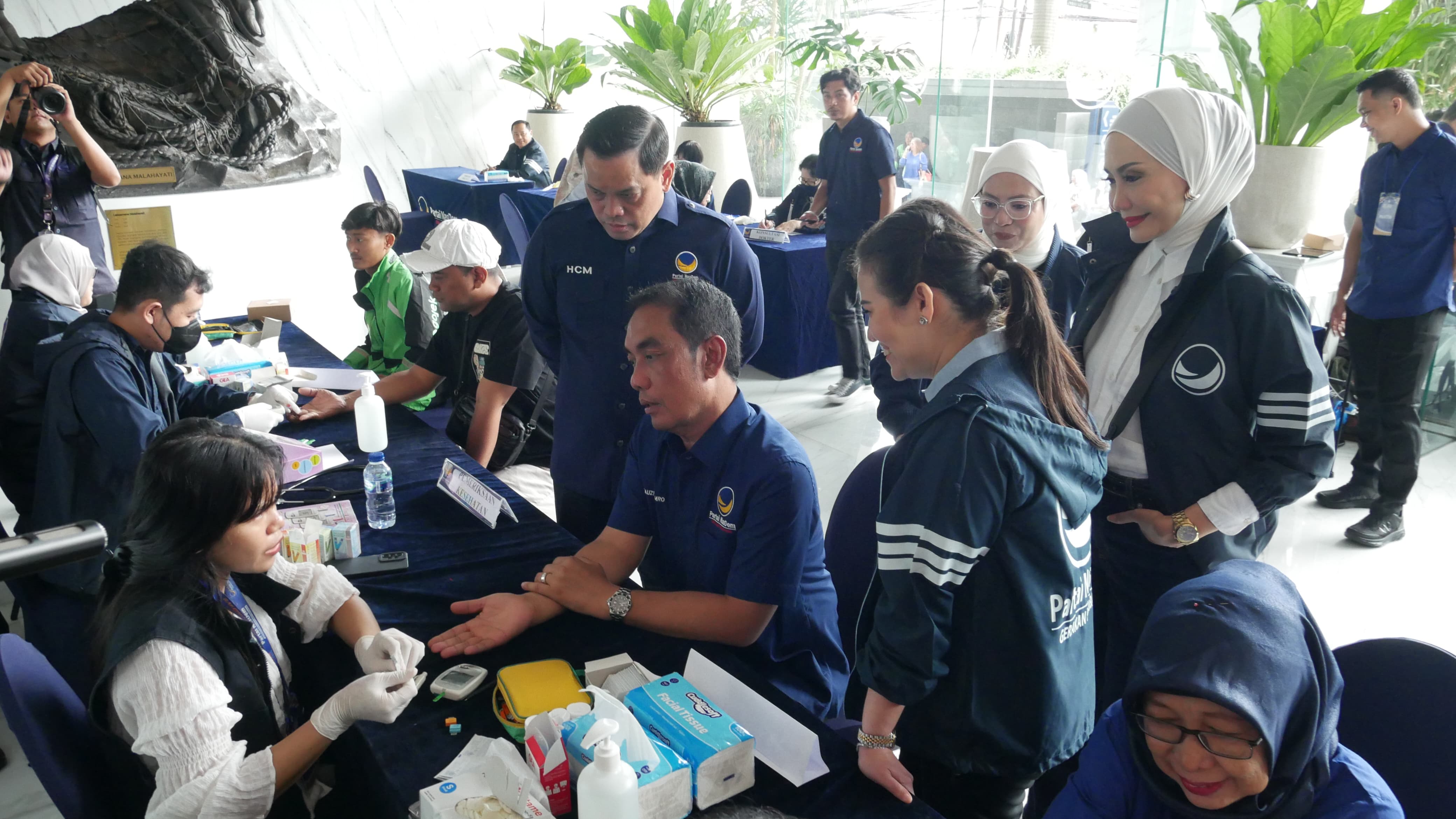 Hadir di Masyarakat, NasDem Beri Layanan Kesehatan Gratis