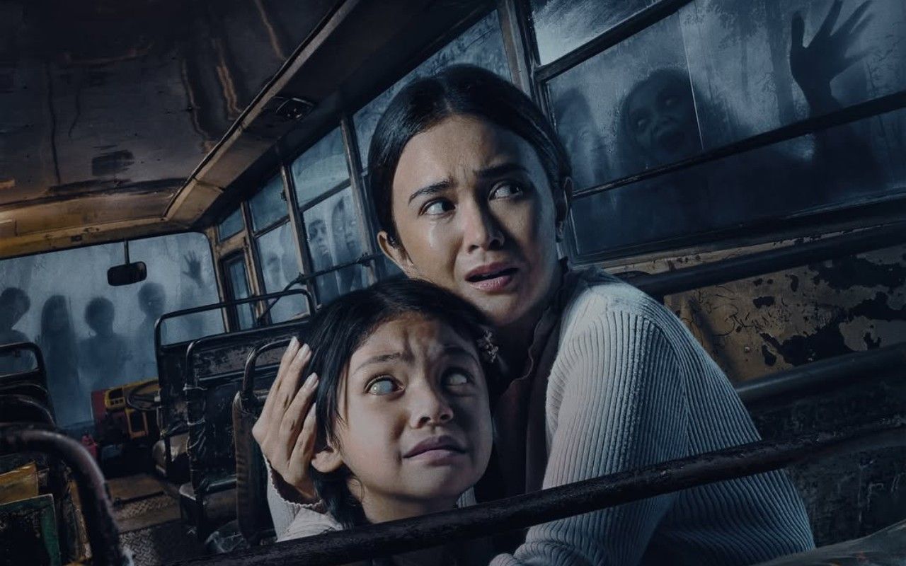 Sinopsis Film Horor Alas Roban, Jangan Sembarangan Pipis di Hutan!