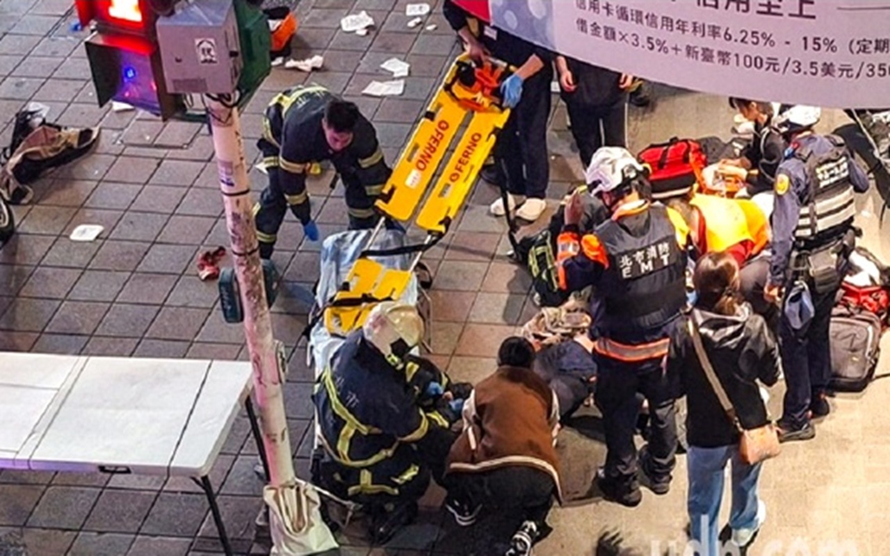 Teror Berdarah di Taipei! Pria Misterius Bersenjata Pisau dan Granat Asap Tewaskan 3 Orang