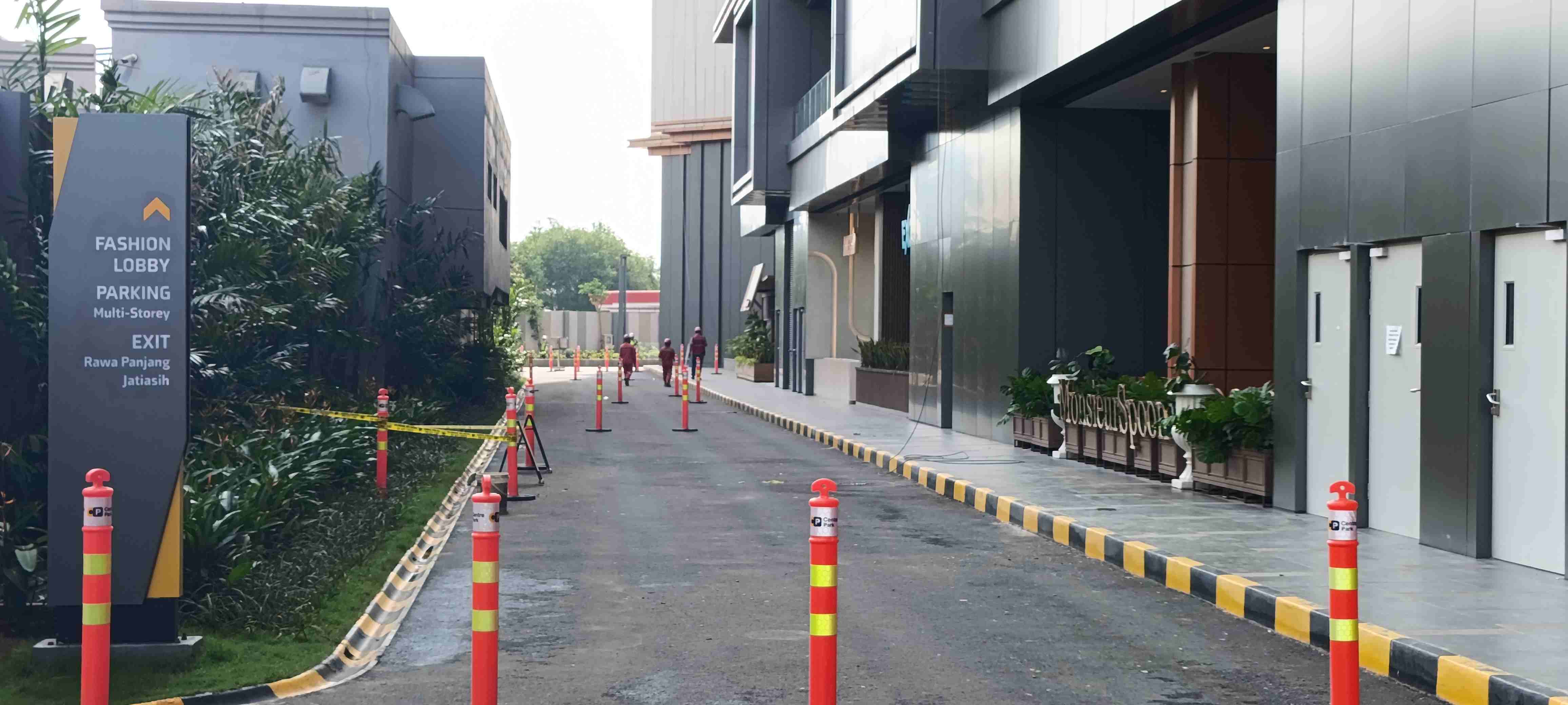 Tragis, Petugas Pembersih Kaca Jatuh dari Gondola di Pakuwon Mall Bekasi