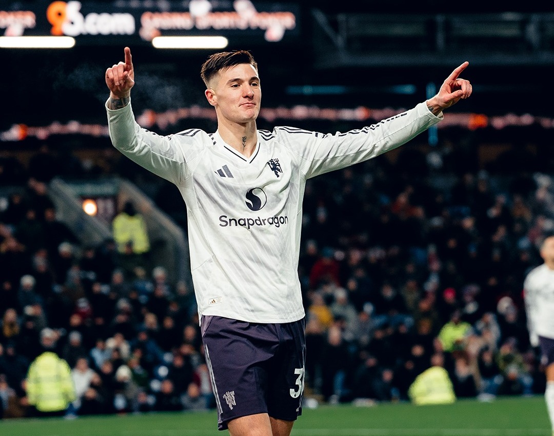 Rating Pemain Man United yang Ditahan Imbang Burnley 2-2, Depan Oke, Belakang No Way