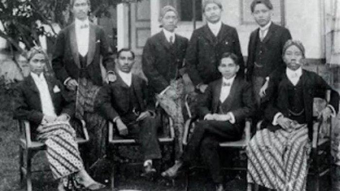 20 Mei dan Lahirnya Budi Utomo: Tonggak Sejarah Kebangkitan Nasional