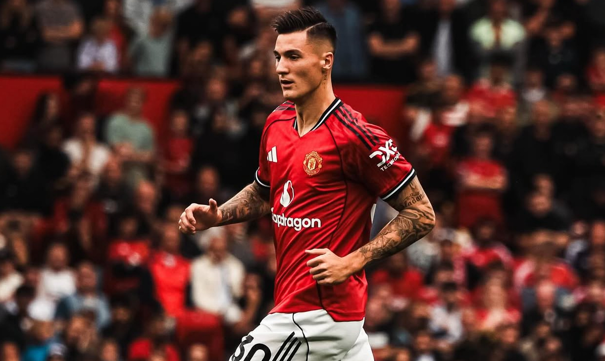 Peter Schmeichel Kritik Manchester United Hamburkan Uang Rp1,6 Triliun Rekrut Pemain Tak Berguna