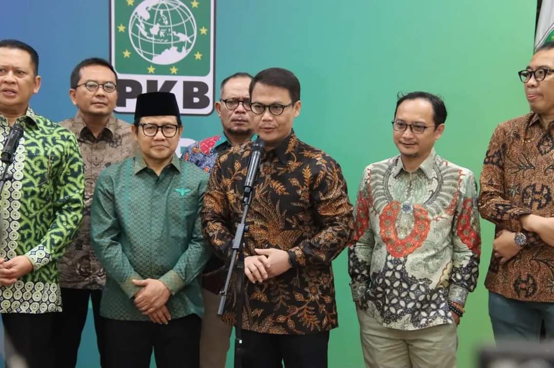 Sudah Diusung Gerindra, PDIP Berusaha Kadernya Jadi Pendamping Khofifah di Pilgub Jatim