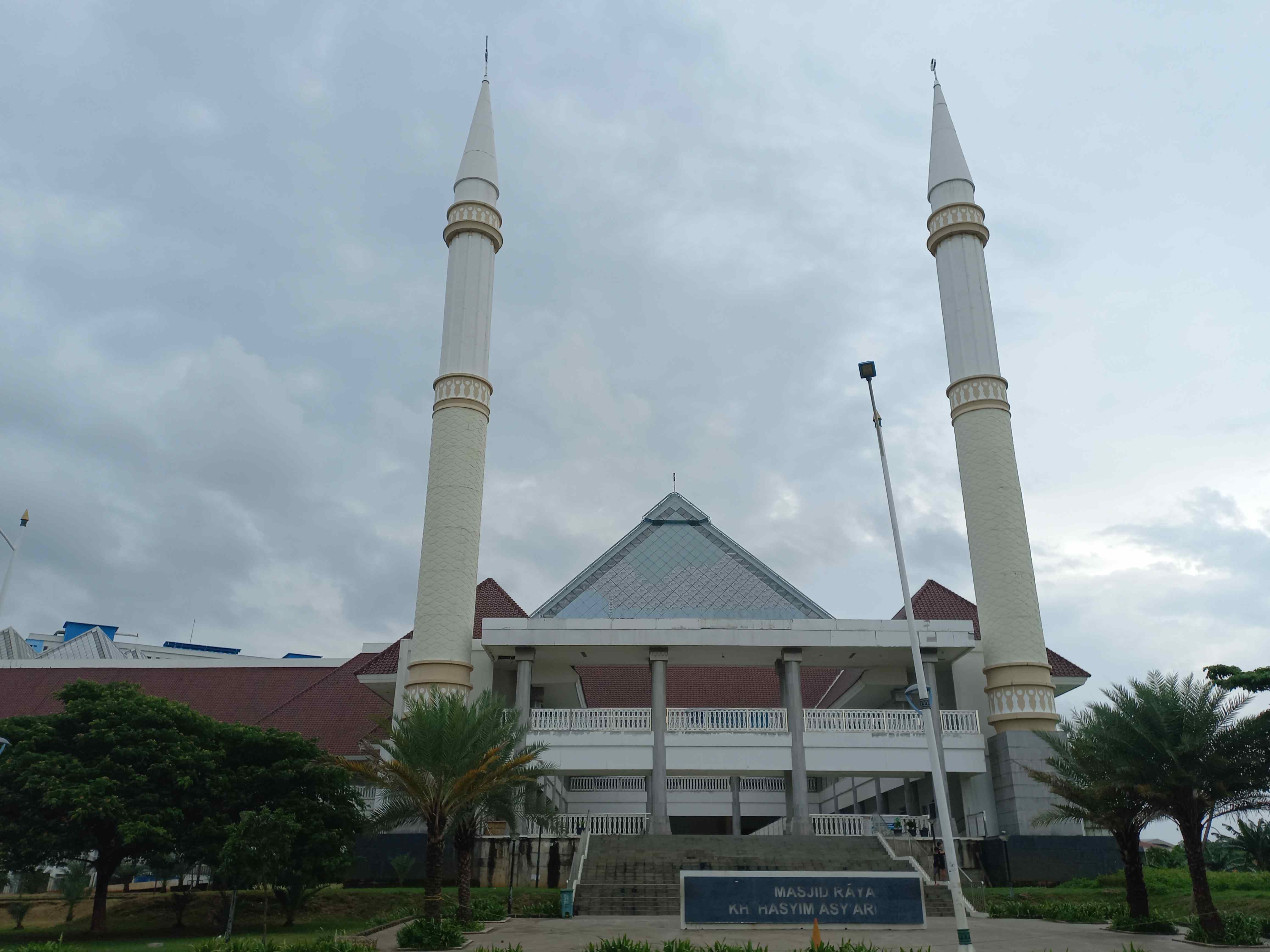 Malam Nuzulul Quran di Masjid Raya KH Hasyim Asy'ari Jakarta Barat Dihadiri Sejumlah Petinggi PBNU