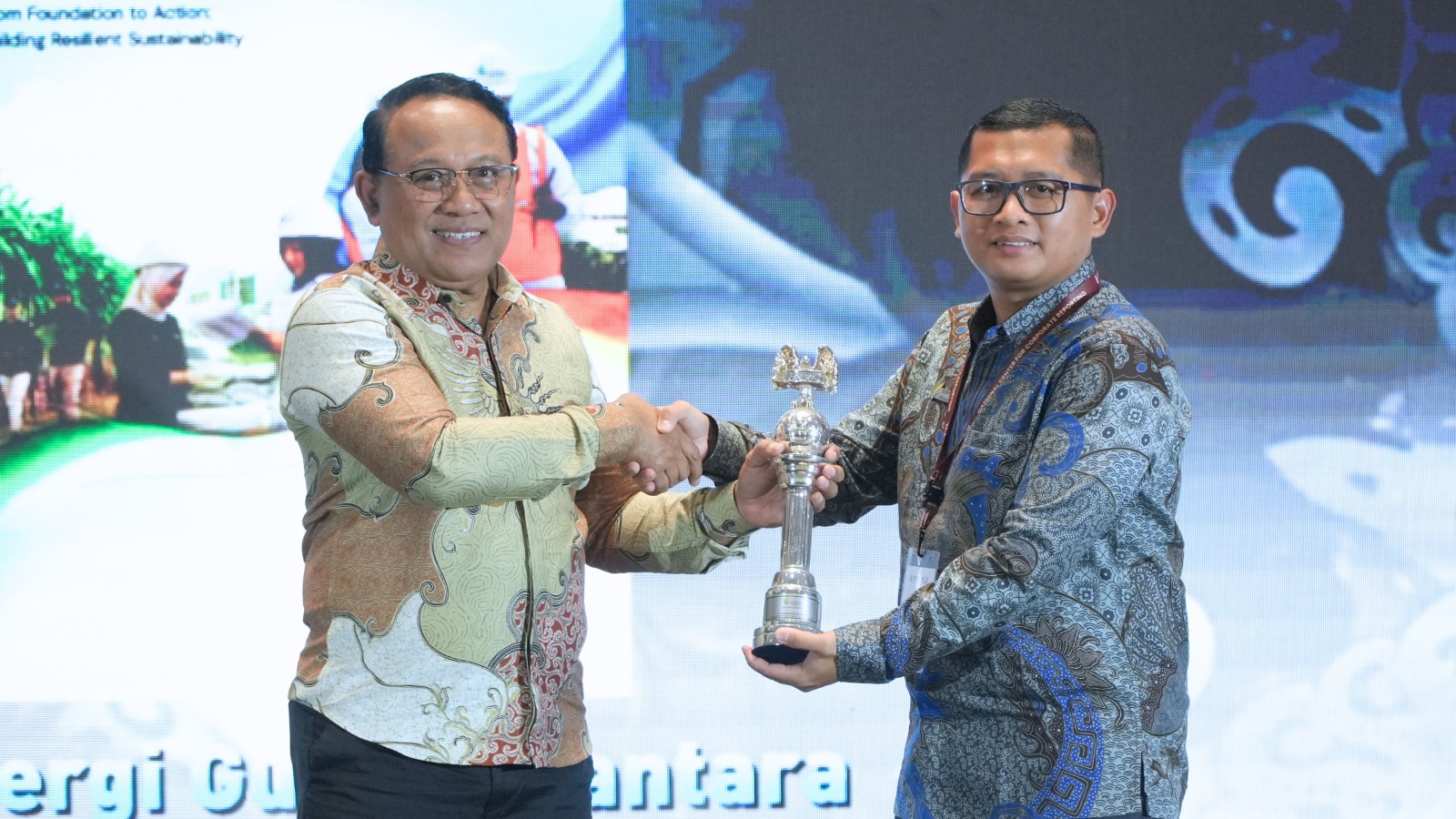 PT SGN Raih Silver Rank di ASRRAT 2025, Berkomitmen Transparansi dan Implementasi ESG