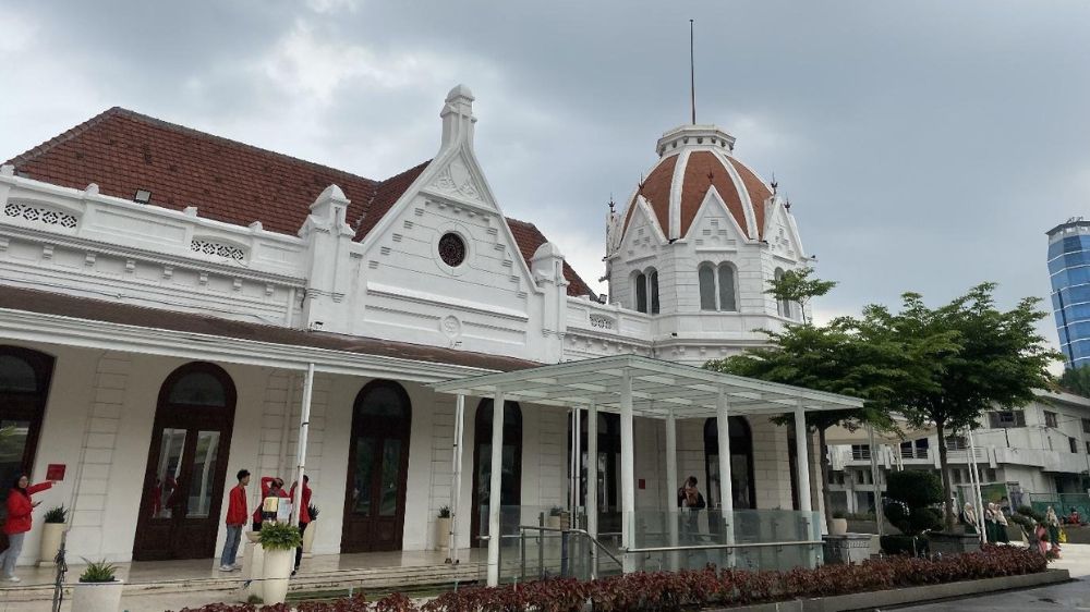 Surabaya Menulis Sejarah Baru di Halaman Balai Pemuda