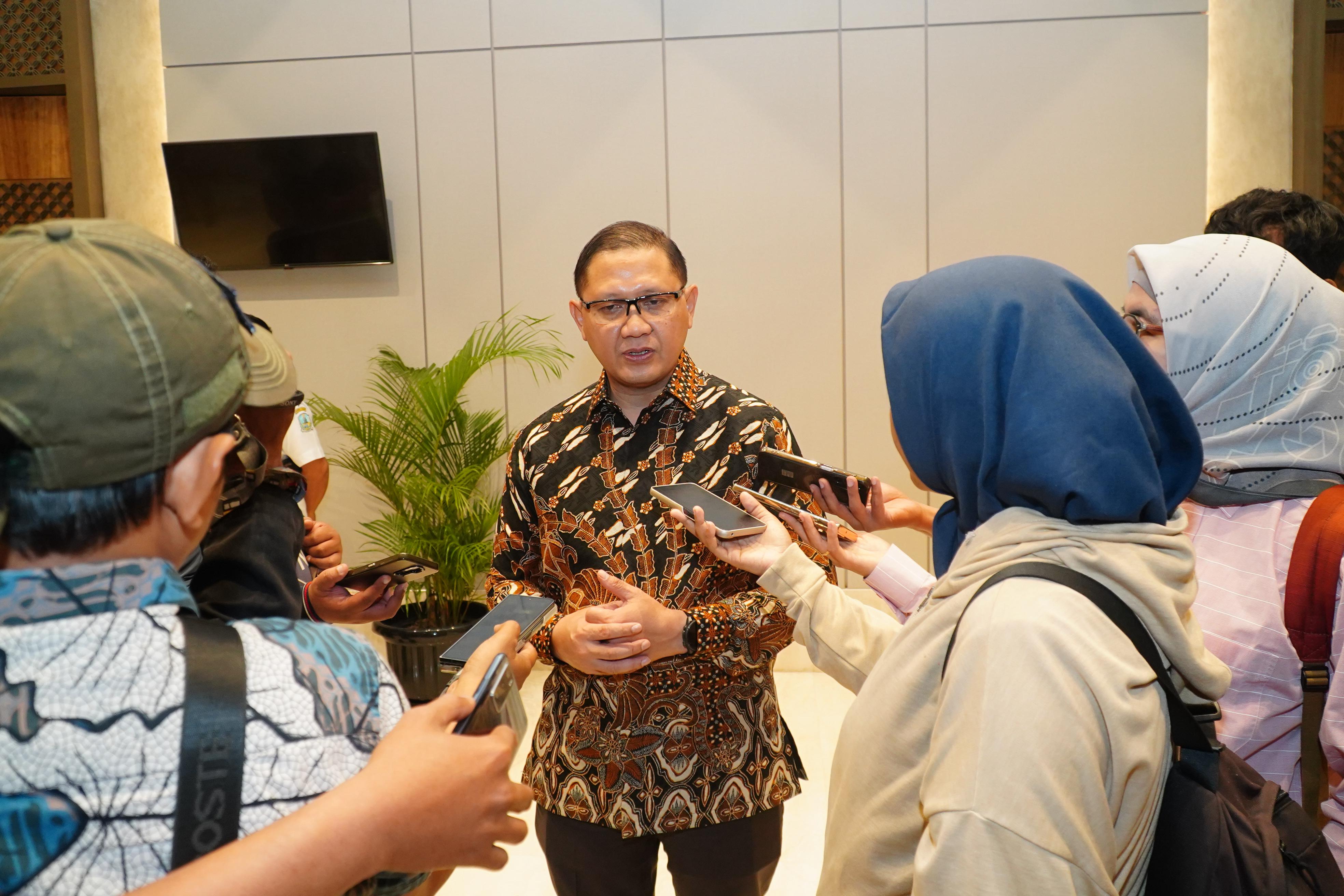Pemprov Jatim Salurkan Rp48 Miliar untuk Bantuan Pendidikan 28 Ribu Siswa