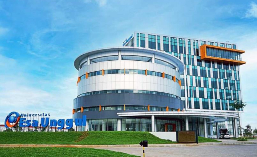 Universitas Esa Unggul Gelar OPEN CAMPUS Serentak di Tiga Kampus pada 26 April 2025 