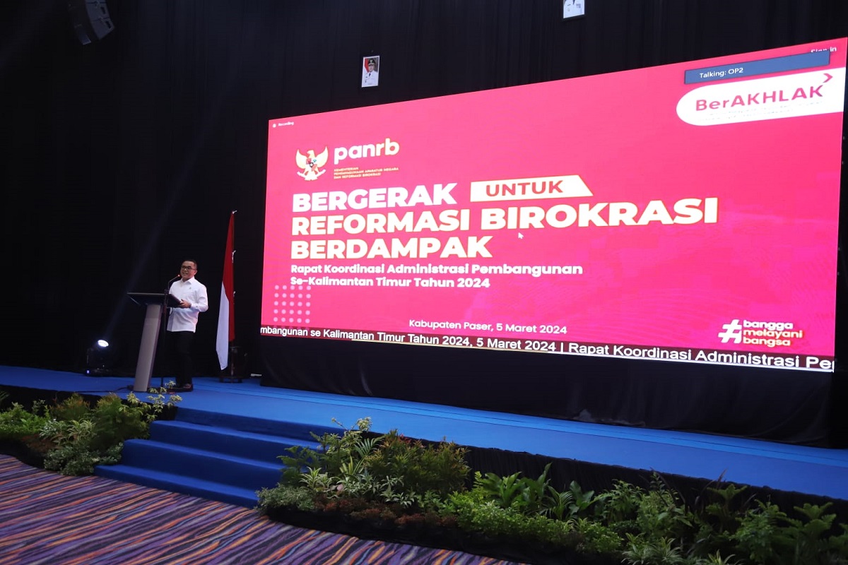 Sempurnakan Proyek Infrastruktur Jokowi, Menteri PANRB Tekankan Kepemimpinan Digital di Kalimantan Timur
