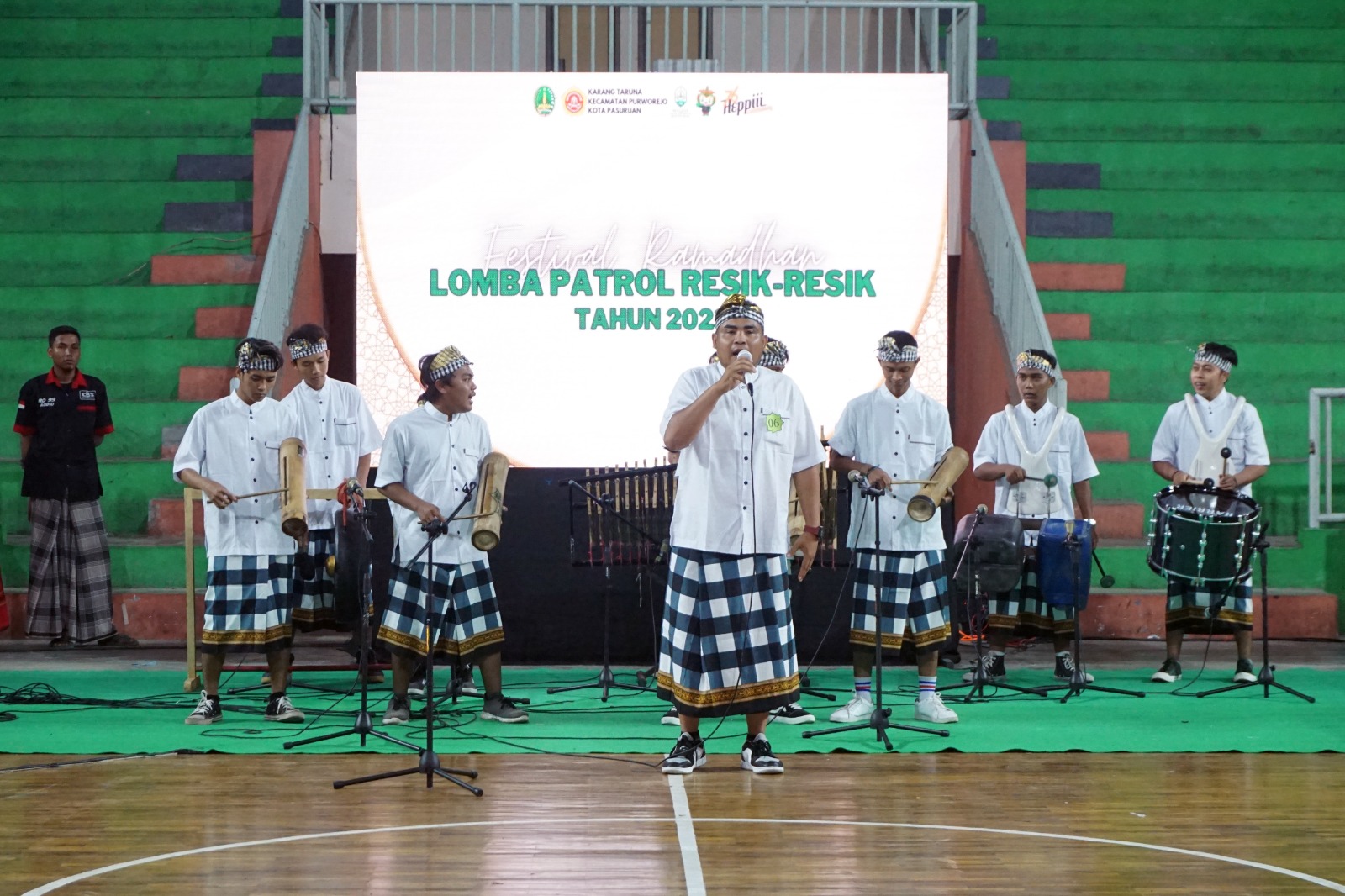 Adu Kreativitas di Lomba Patrol Sahur Resik-Resik 