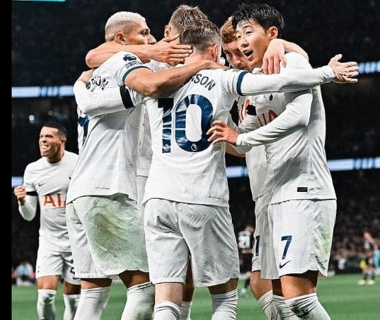 Tottenham Kembali ke Pucuk Klasemen Liga Inggris Usai Menang 2-0 dari Fulham