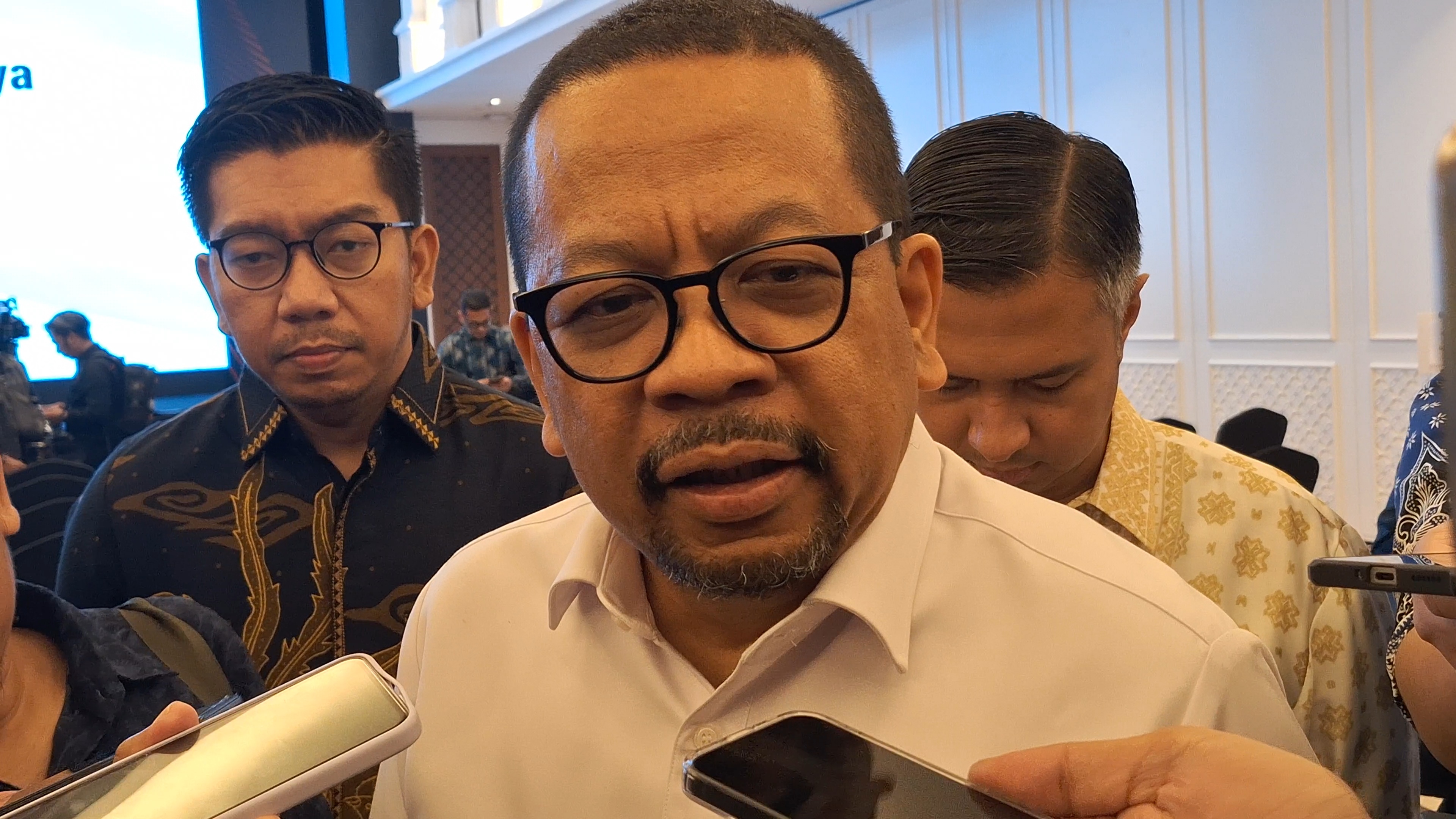 Berantas Akun Anonim, Qodari Usul KTP Jadi Syarat Bikin Akun Medsos
