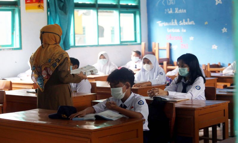 Nasib Ribuan Siswa di Jabar yang Ketahuan Ganti Domisili di KK, Disdik: 'Bisa Masuk ke Sekolah Lain, Tapi...'