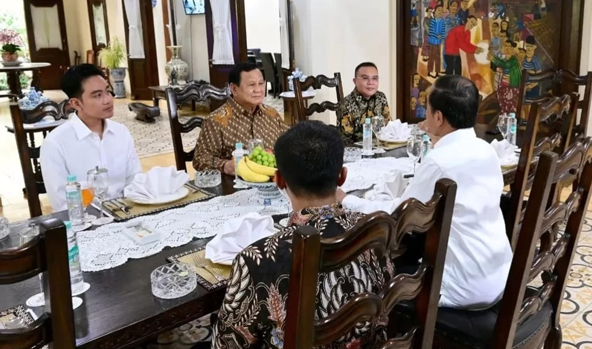 Prabowo Temui Jokowi di Solo, Pratikno Bocorkan Isi Pembahasan