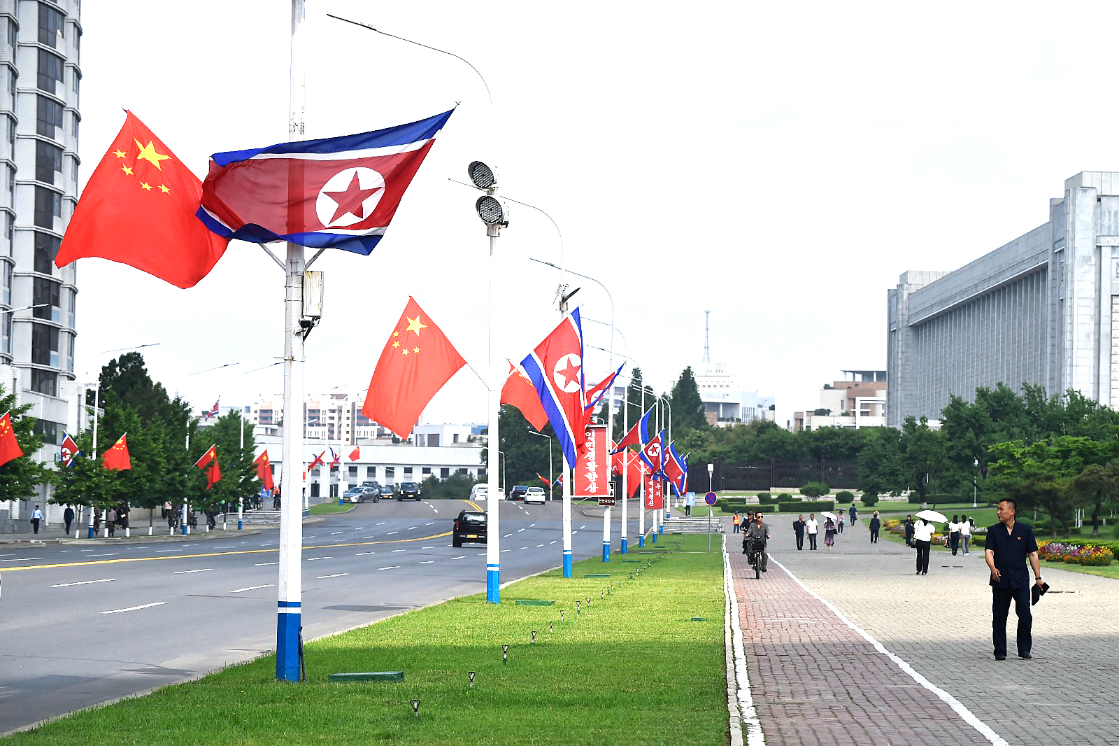 Kunjungan Xi Jinping ke Pyongyang, Kemesraan Lama yang Tersandung Nuklir
