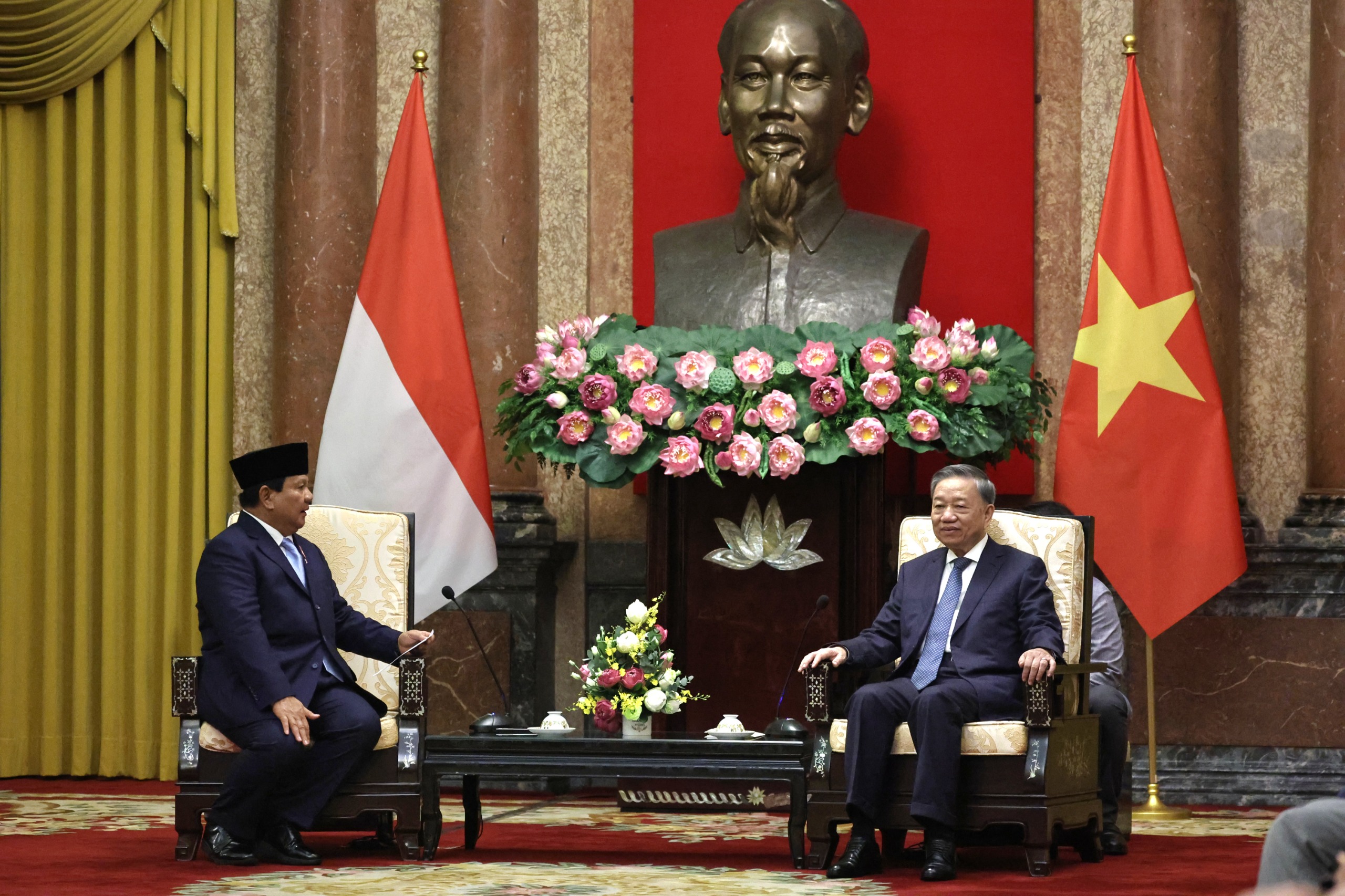 ﻿Dari IKN Langsung ke Hanoi, Prabowo Undang Presiden Vietnam Hadir di Pelantikannya