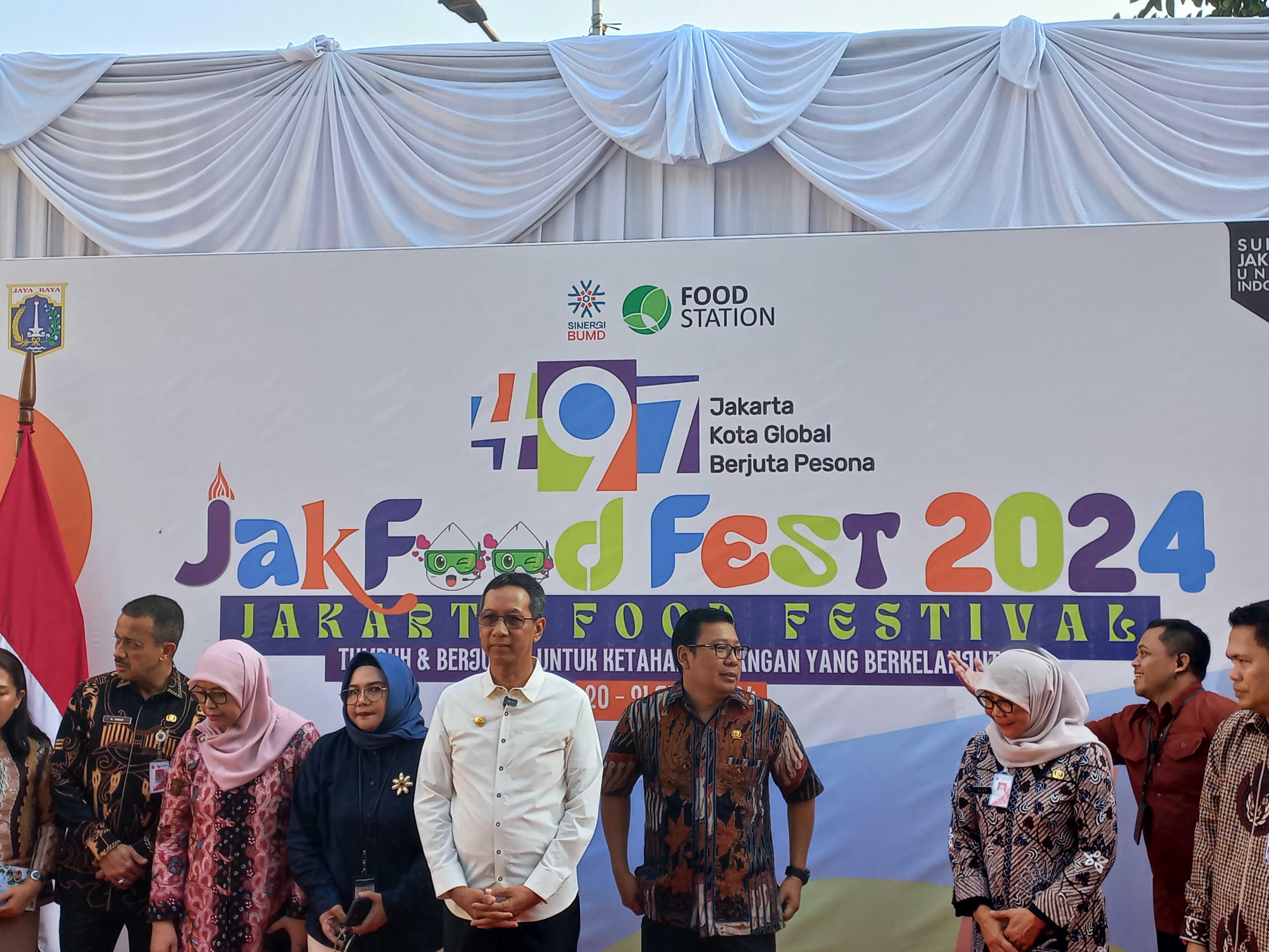 Pj Gubernur Resmi Buka Jakarta Food Festival 2024 di Pasar Induk Cipinang