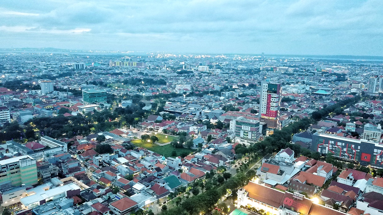 Mikroplastik Mengintai Kita (1): Kadar di Surabaya Paling Tinggi 