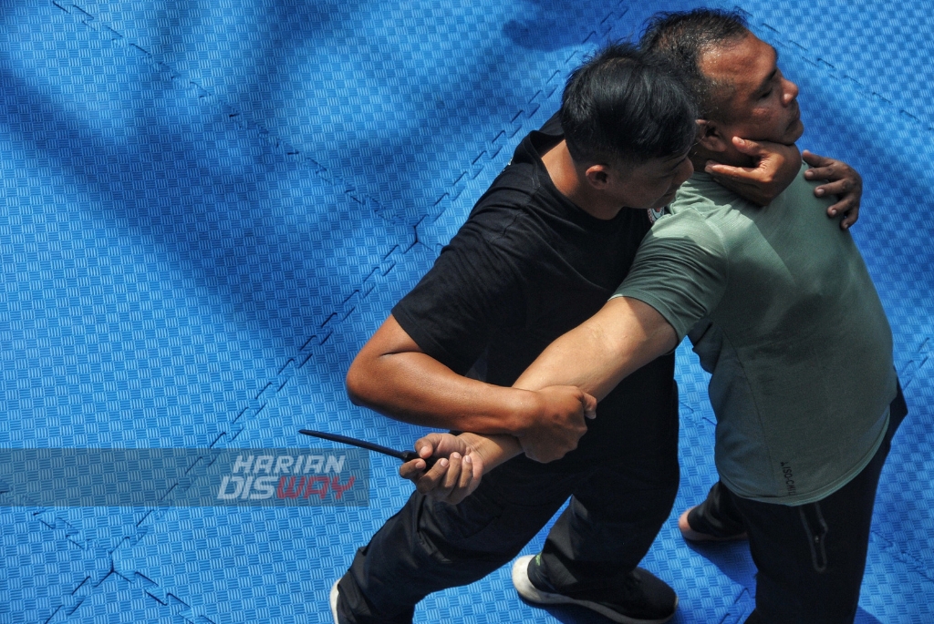 Polsek Sukolilo Pelajari Krav Maga, Seni Bela Diri Asal Israel: Dipakai FBI, Mossad, hingga SWAT