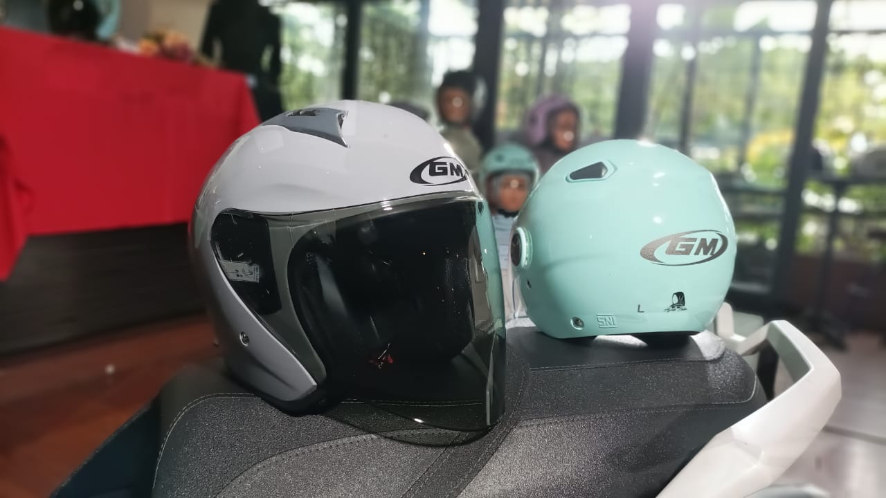 Helm GM Luncurkan G1 Series, Helm Half Face Kekinian, Cocok di Kantong Gen Z Seharga Rp 300 Ribuan