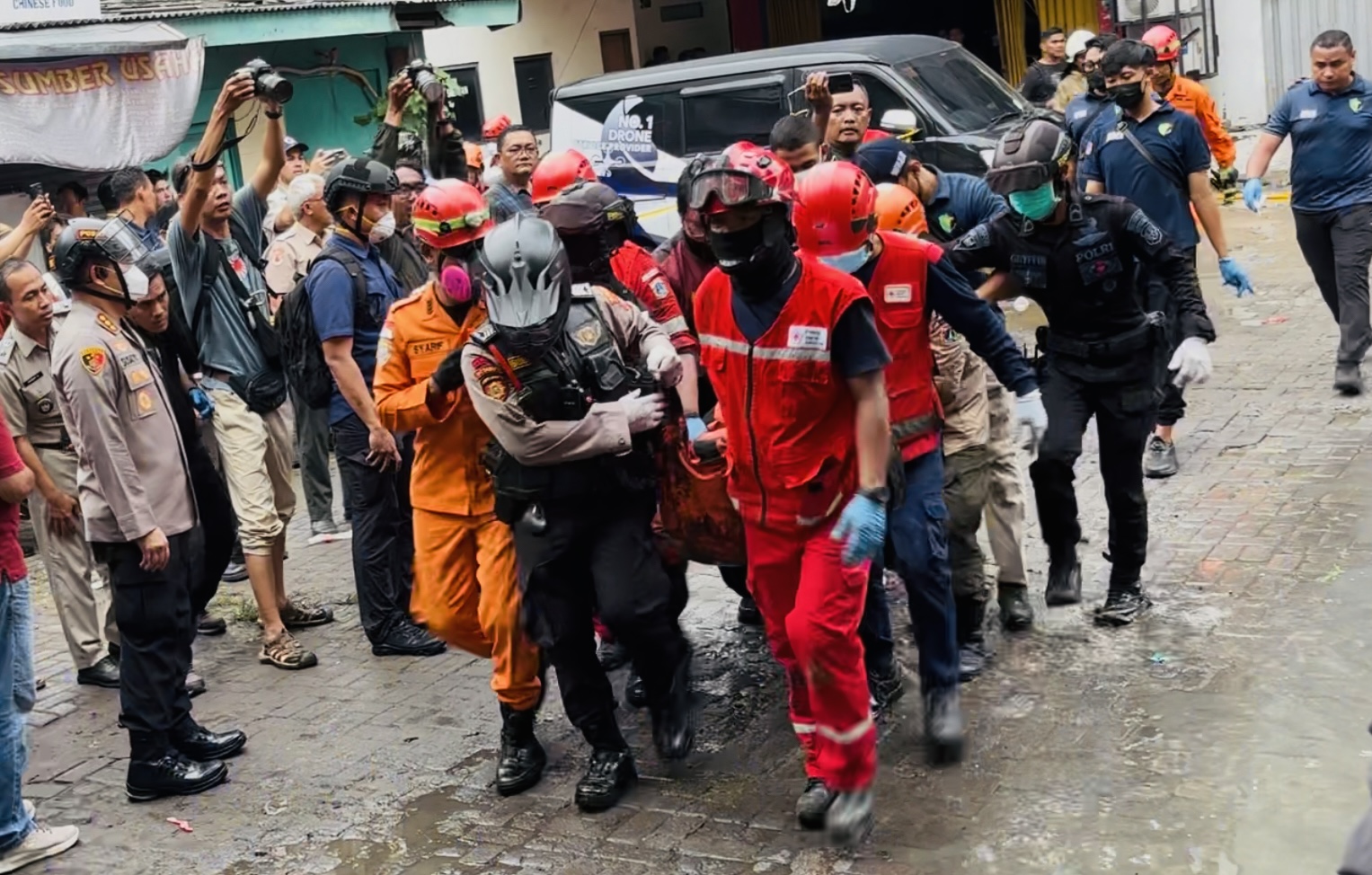 Pilu! Wanita Hamil Jadi Salah Satu Korban Tewas Kebakaran Gedung Terra Drone di Kemayoran