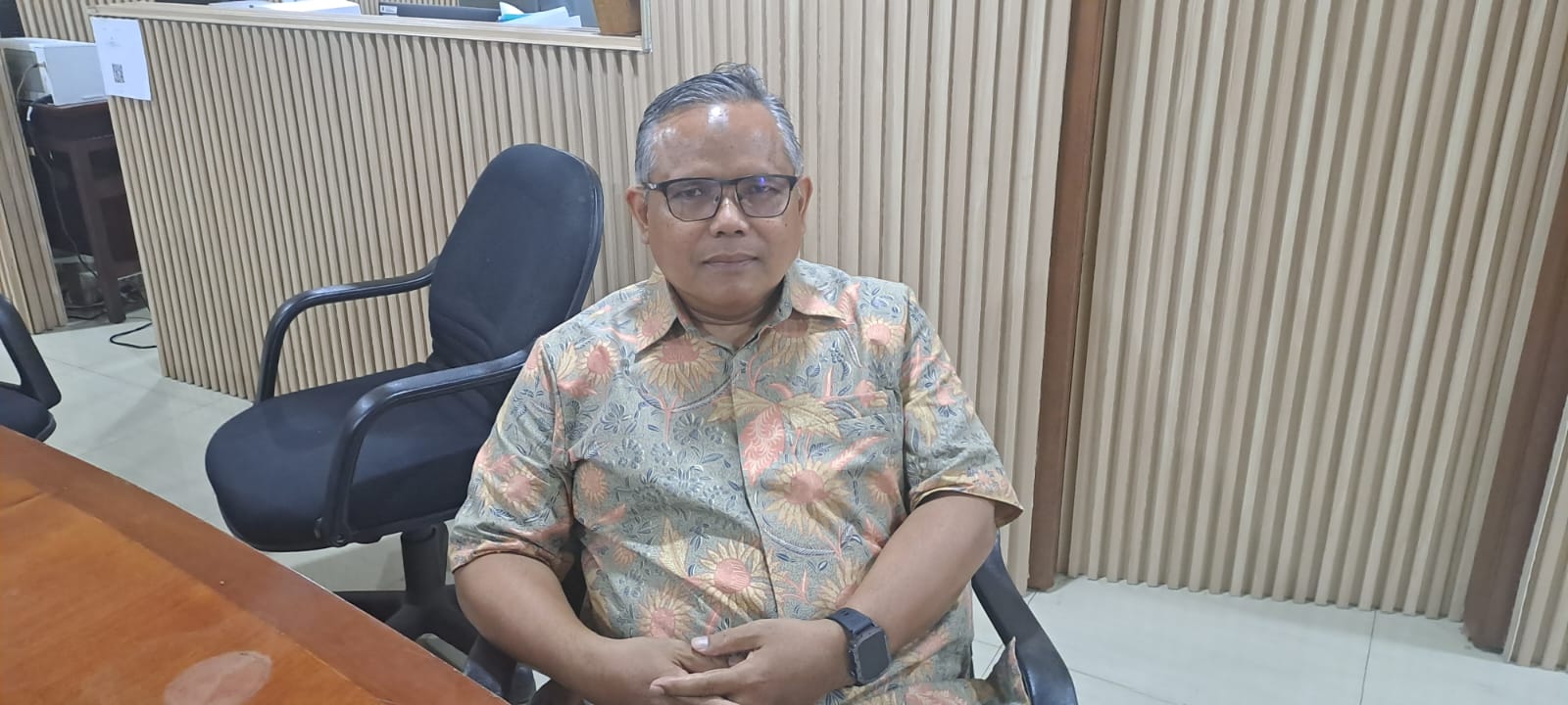 Anggota DPRD Kota Tangerang H Syamsuri Apresiasi Dinas PUPR Bangun Turap di Neglasari