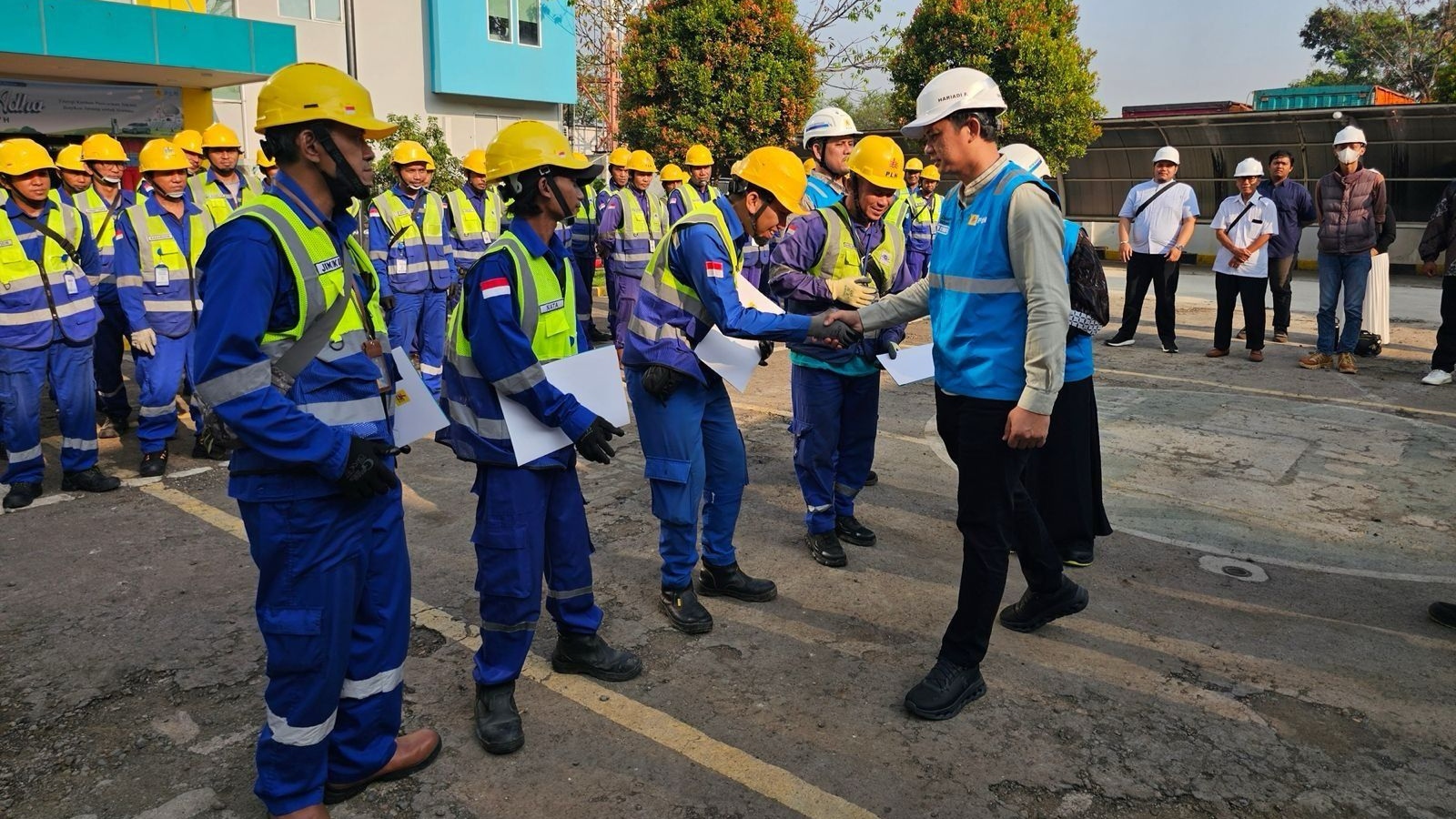 PLN Percepat Layanan, 1.800 Pelanggan Langsung Nikmati Pasang Baru dan Tambah Daya