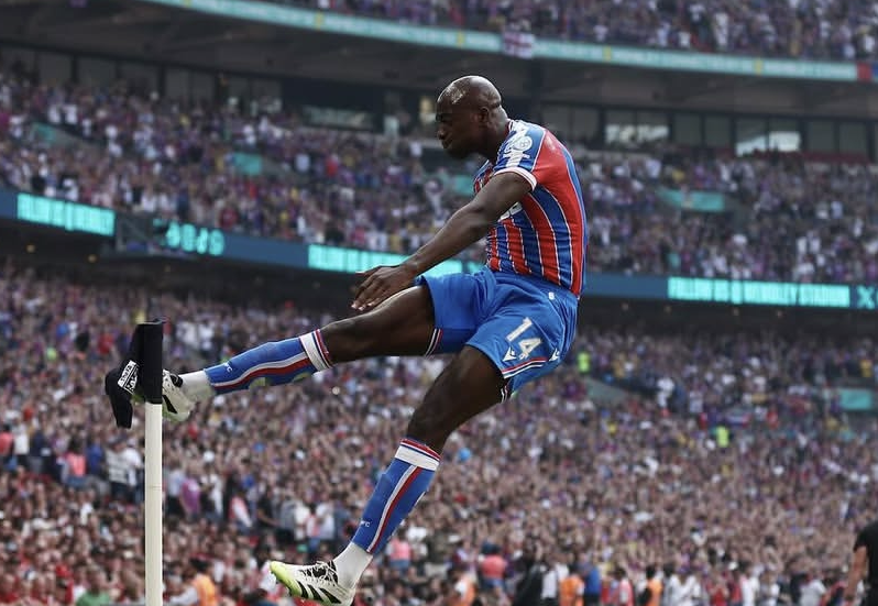 AC Milan Bajak Perebutan Mateta dari Crystal Palace, Nottingham Forest Terancam Gagal