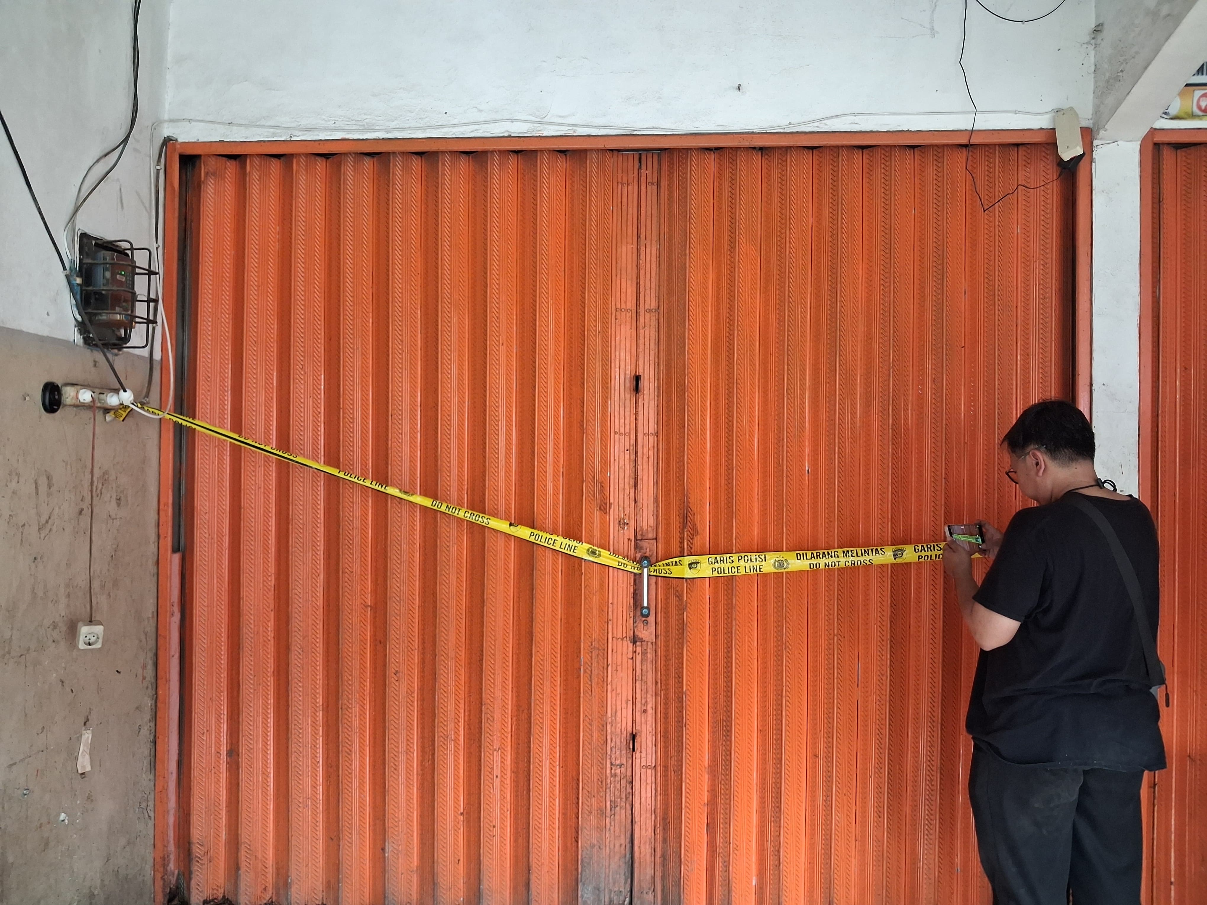 Pemilik Kios Ayam di Bekasi Kaget Karyawannya Terbujur Kaku dalam Freezer