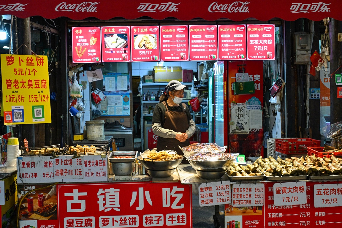 Tiongkok Perangi Restoran Hantu di Era Pesan-Antar Makanan: Restoran ...