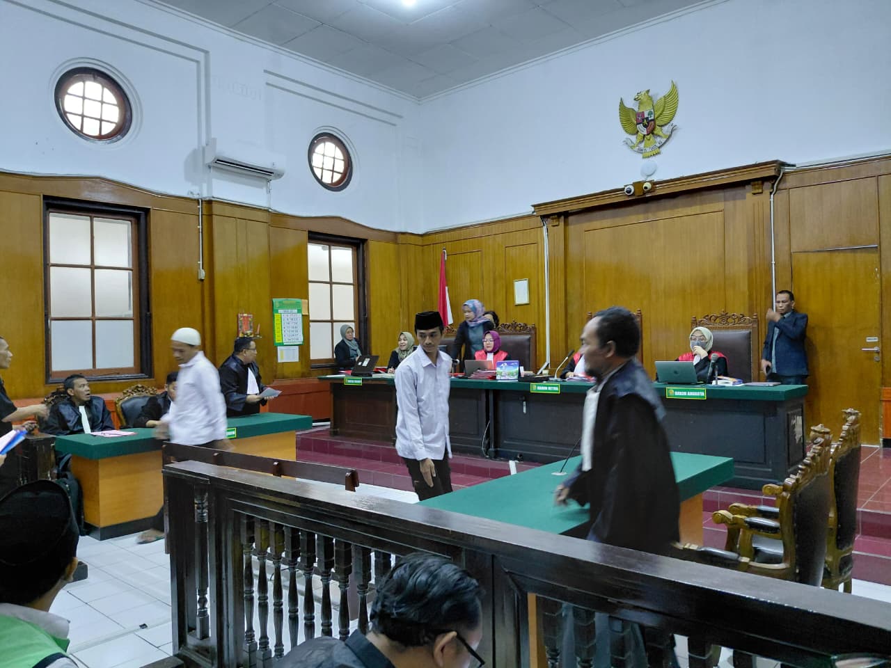 Curi Pipa AC Pos Polisi yang Terbakar Saat Demo, Dua Pemuda Divonis 6 Bulan Penjara