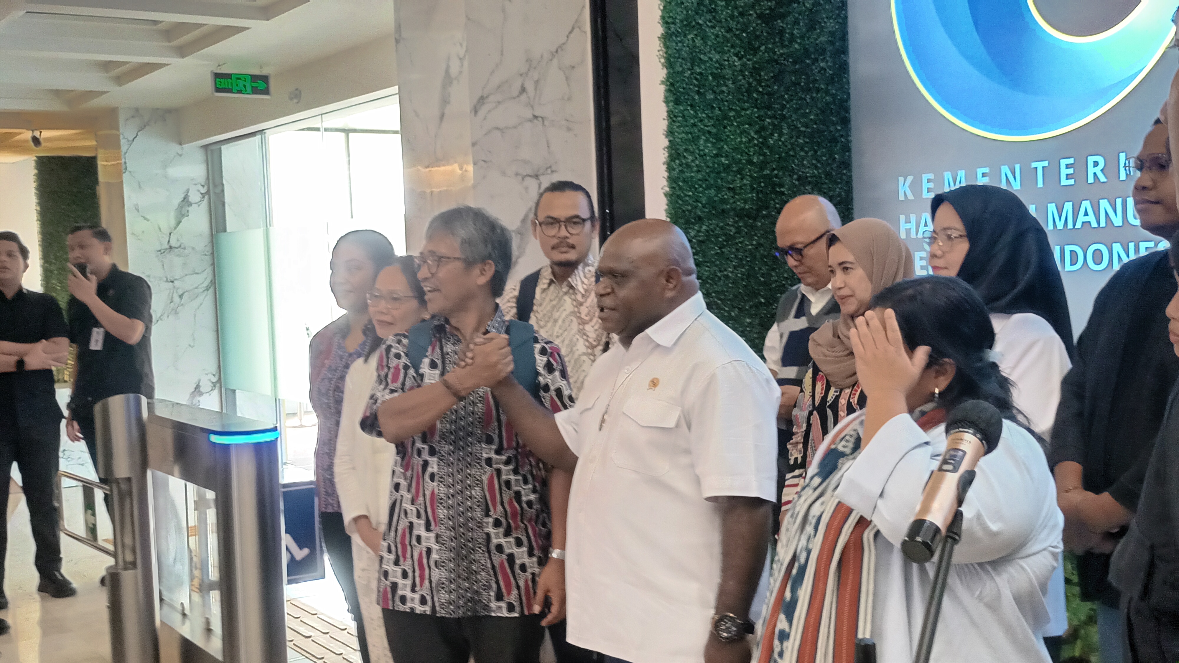 Masyarakat Adat Temui Menteri HAM, Minta Pemerintah Serius Bahas RUU Masyarakat Adat 