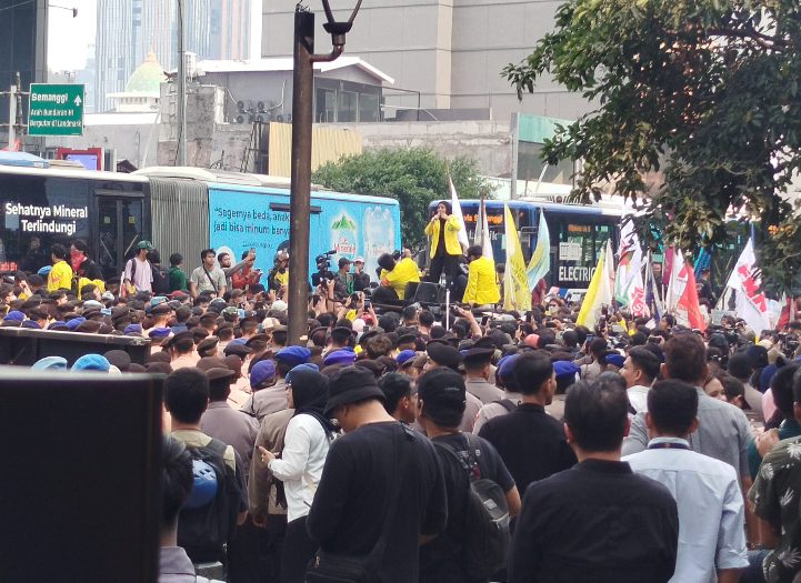Cek Cara  Pantau CCTV Demo BEM UI di Bundaran HI Hari Ini, Gratis Lewat HP