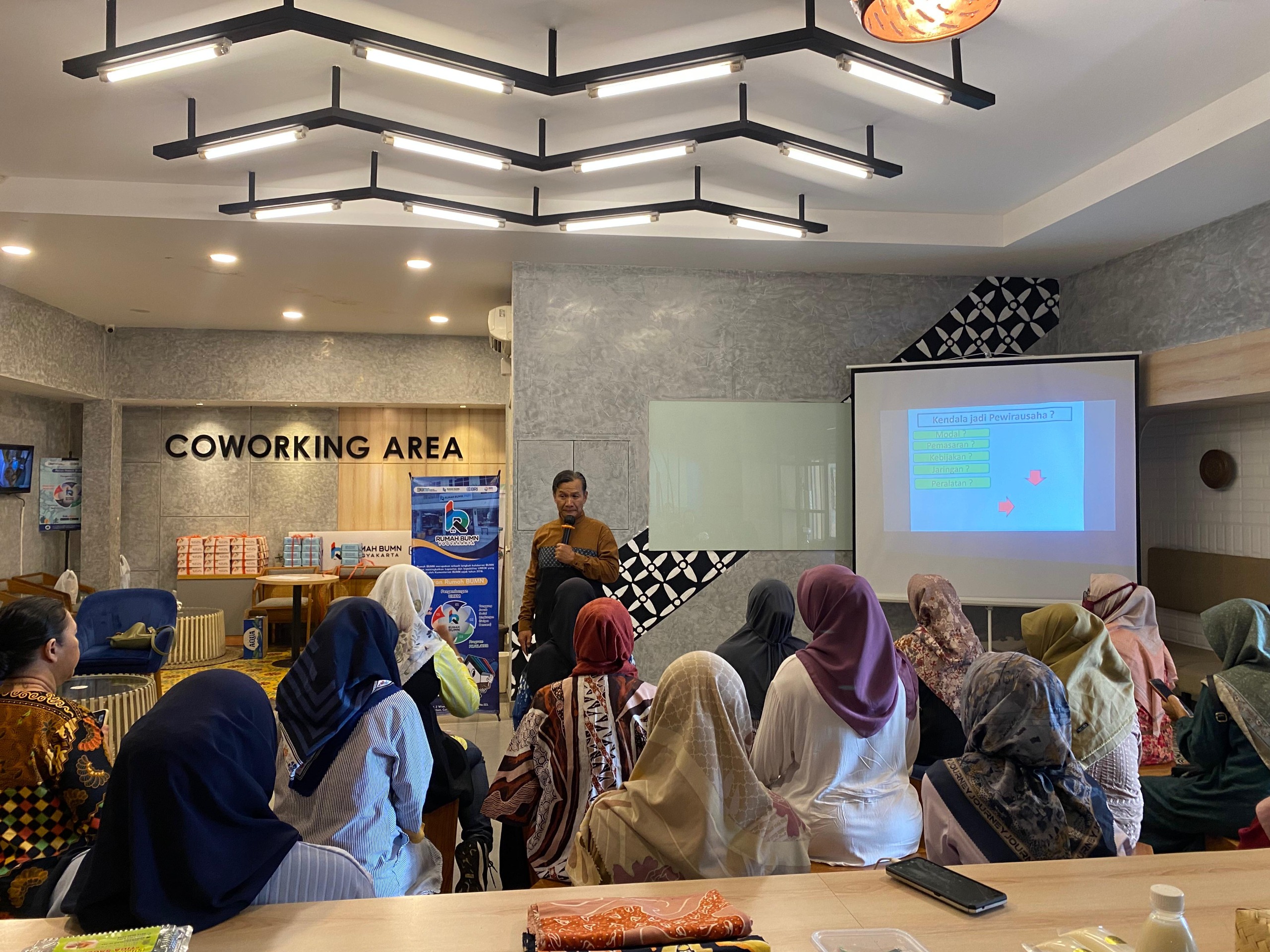 PNM Hadirkan Pelatihan Mekaarpreneur, Dorong Nasabah Tumbuh dan Naik Kelas
